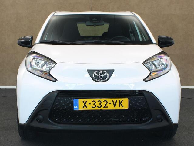 Toyota AYGO X 1.0 VVT-i MT Play - ORIGINEEL NEDERLANDSE AUTO - ACHTERUITRIJCAMERA - APPLE CARPLAY/ANDROID AUTO - ADAPTIEVE CRUISE CONTROL - RIJSTROOKSENSOR MET CORRECTIE - VERKEERSBORDDETECTIE - GROOTLICHTASSISTENT - AUTONOMOUS EMERGENCY BRAKING - DAB ONTVANGER - AIR