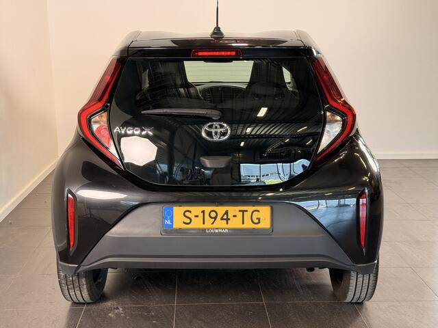 Toyota AYGO X 1.0 VVT-i MT Play | Apple CarPlay | Achteruitrijcamera |
