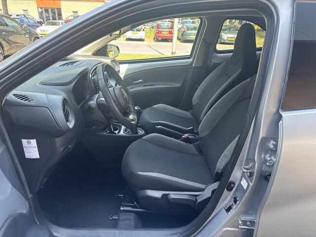 Toyota AYGO X 1.0 VVT-i MT Envy | 06-10141018 Voor meer informatie