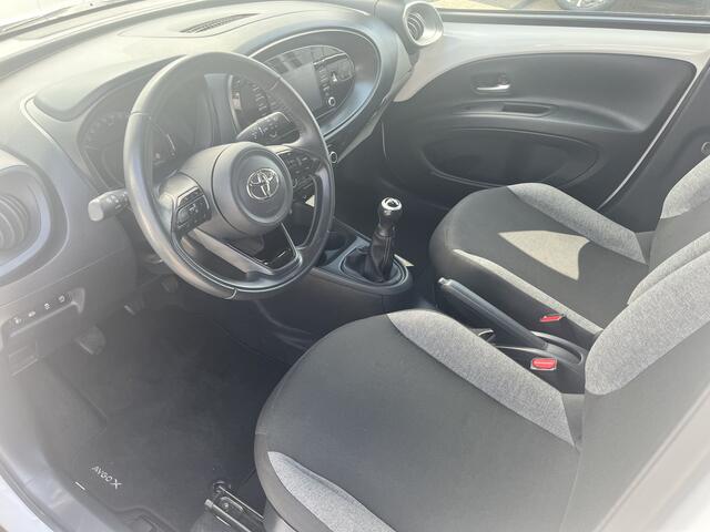 Toyota AYGO X 1.0 VVT-i MT first NL Auto Red Pack Camera Cruise