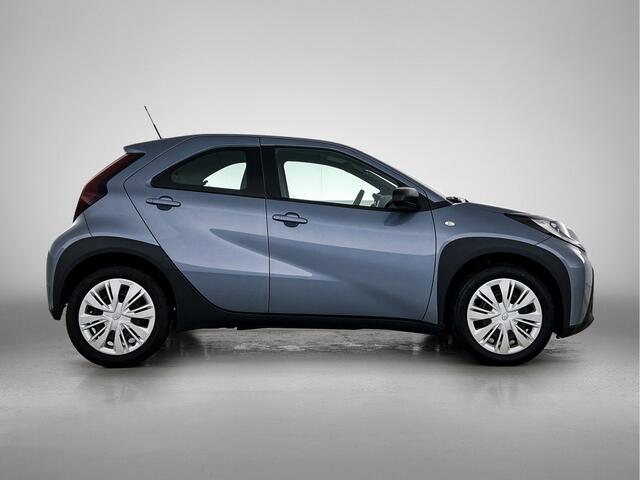 Toyota AYGO X 1.0 VVT-i MT Play | BTW voertuig | Dealer onderhouden | Apple CarPlay/Android Auto | Cruise Control Adaptive | Airco | Achteruitrijcamera |