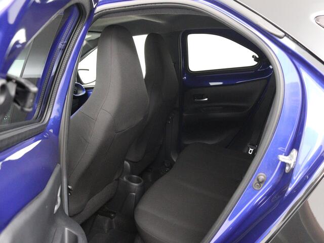 Toyota AYGO X 1.0 VVT-i MT Business