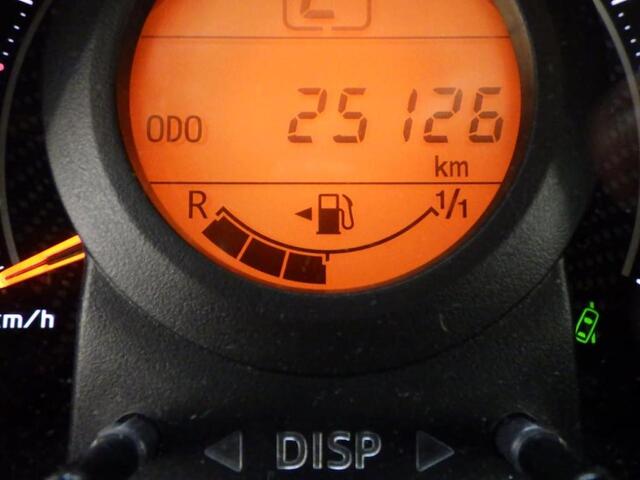 Toyota AYGO 1.0 VVT-i x-Joy Automaat Camera Apple Car play Climat Safety pack Privacy Glass Dealeronderhouden