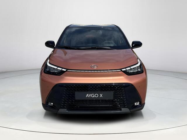 Toyota AYGO X Hybrid 115 envy **CINNAMON METALLIC/ HYBRIDE**