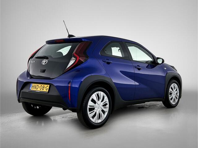 Toyota AYGO X 1.0 VVT-i MT Play | BTW voertuig | Apple CarPlay/Android Auto | Airco | Cruise Control Adaptive | Achteruitrijcamera |