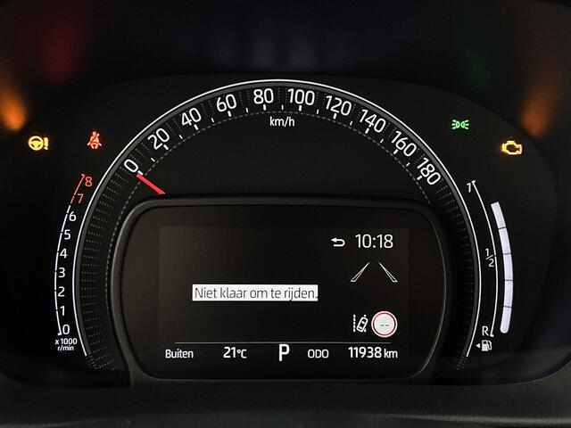 Toyota AYGO X 1.0 VVT-i S-CVT Play | BTW voertuig | Apple CarPlay/Android auto | Cruise Control Adaptive | Airco | Achteruitrijcamera |