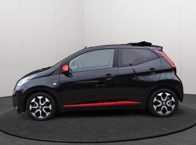 Toyota AYGO 1.0 VVT-i X-First Camera/Cabrio/Airco/Cruise Control