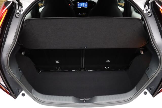 Toyota AYGO X Hybrid 115 pulse | Adaptive-cruise | Camera | Clima | Apple Carplay & Android Auto | Maps Navigatie | Stoelverwarming