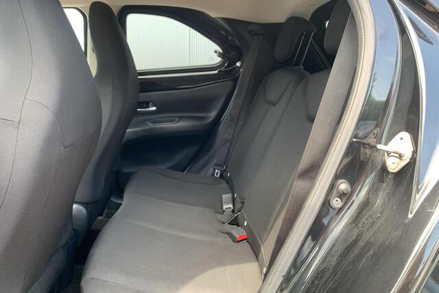 Toyota AYGO X 1.0 VVT-i MT first | Camera | Apple Carplay |