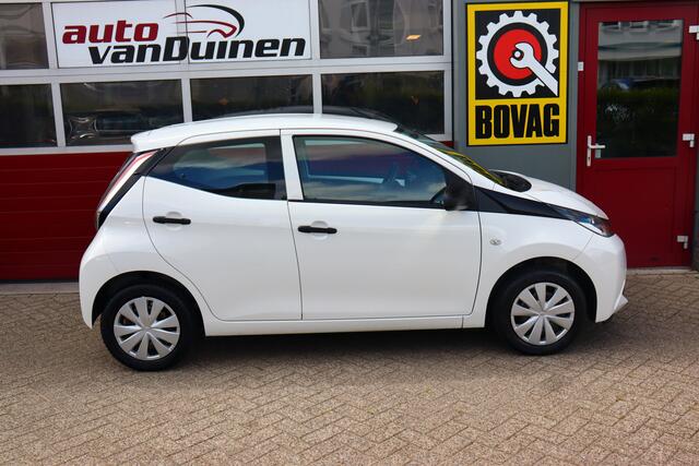 Toyota AYGO 1.0 VVT-i x-fun O.a: Radio, USB, Bluetooth, Airco, C.V., Rijklaar, Etc. All-in prijs!