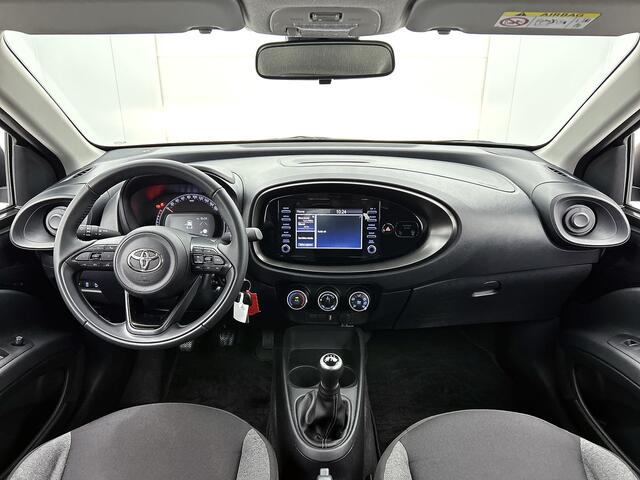 Toyota AYGO X 1.0 VVT-i MT Play | Apple CarPlay | Android Auto |