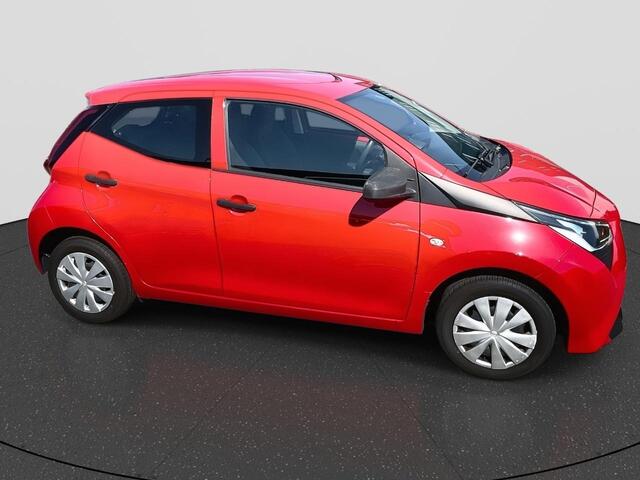 Toyota AYGO 1.0 VVT-i x-fun