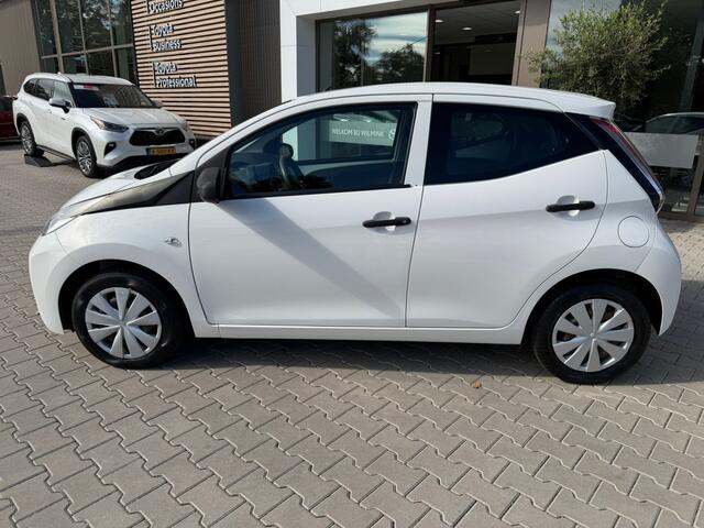 Toyota AYGO 1.0 VVT-i x-fun