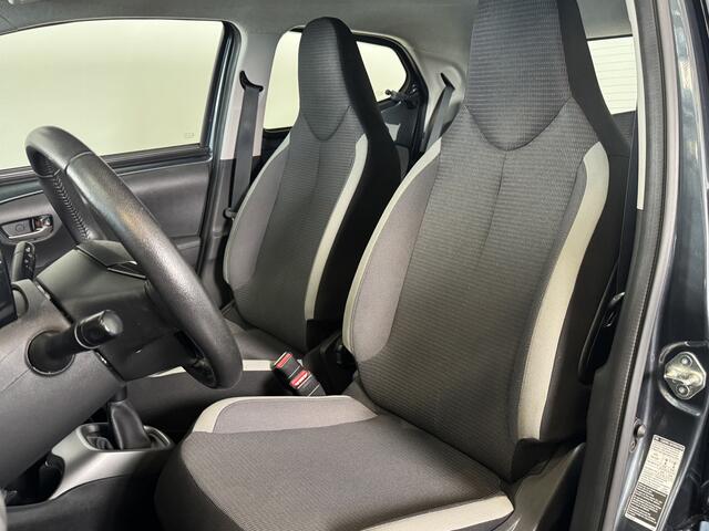 Toyota AYGO 1.0 VVT-i x-play | Achteruitrijcamera | Airco | CarPlay |