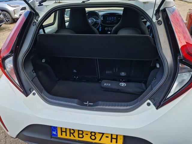 Toyota AYGO X 1.0 VVT-i MT Play
