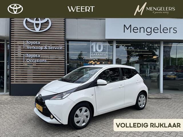 Toyota AYGO 1.0 VVT-i X-Play | Camera | NL-Auto | Navigatie