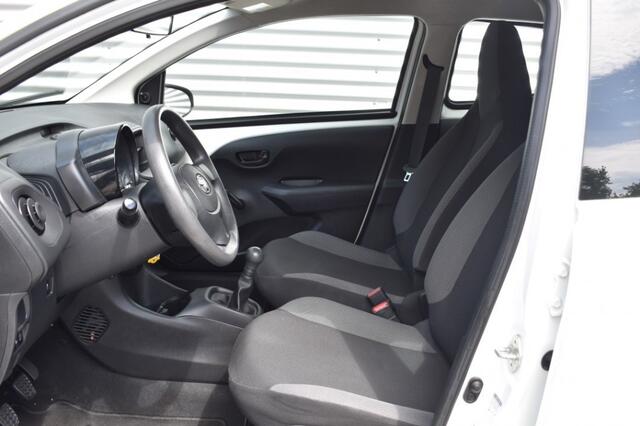 Toyota AYGO 1.0 VVT-I X / GOED ONDERHOUDEN