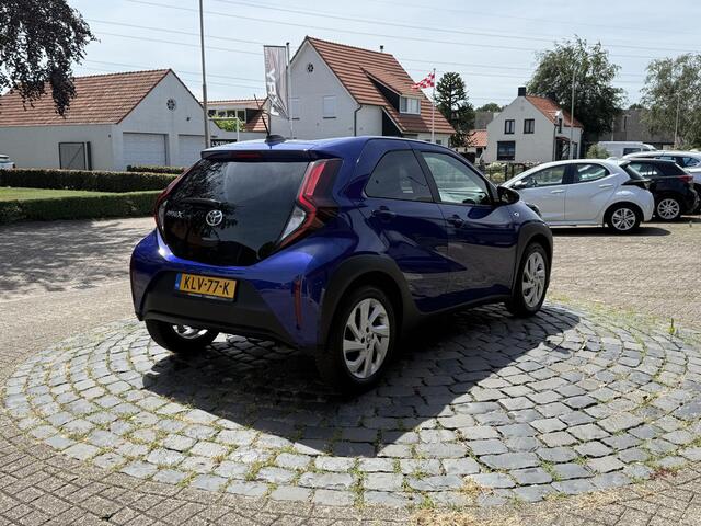 Toyota AYGO X 1.0 VVT-i MT First | 17"LMV | ALL-Season | Stoelverw. | Carplay | All-in rijklaarprijs