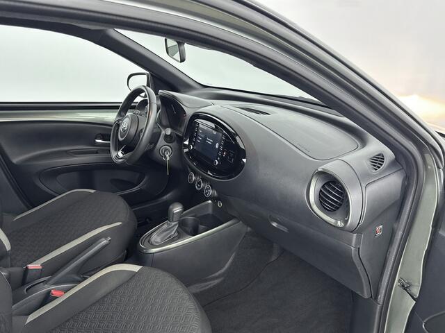 Toyota AYGO X 1.0 VVT-i S-CVT first | Dealer onderhouden | Airco | Stoelverwarming | Apple CarPlay/Android Auto | Achteruitrijcamera |