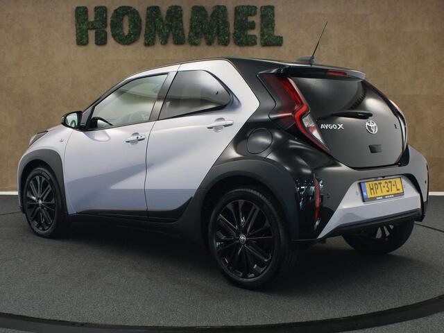 Toyota AYGO X 1.0 VVT-i MT JBL - ORIGINEEL NEDERLANDSE AUTO - JBL UITVOERING - ACHTERUITRIJCAMERA - APPLE CARPLAY/ANDROID AUTO - KEYLESS ENTRY/ START - PARKEERSENSOREN VOOR & ACHTER - TWO TONE LAK - NAVIGATIE - 18 INCH LICHT METALEN VELGEN MET MICHELIN BANDEN