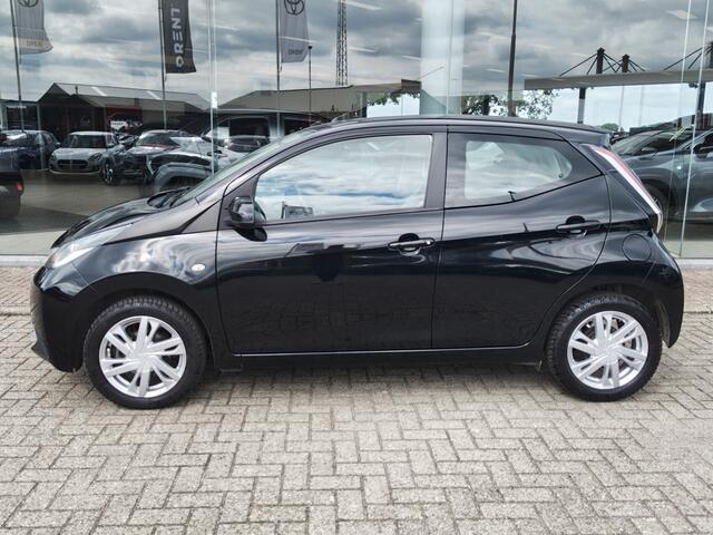 Toyota AYGO 1.0 VVT-i x-play | Lichtmetalen Velgen | All Seasons | Airco | A