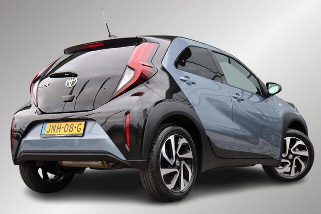 Toyota AYGO X 1.0 VVT-i Pulse Limited, LED, Stoelverwarming, Parkeercamera