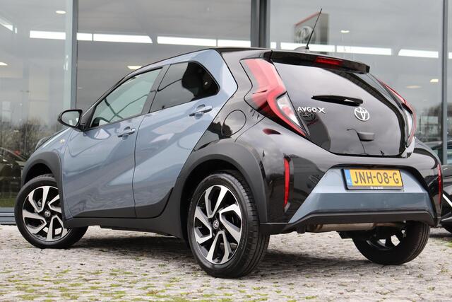 Toyota AYGO X 1.0 VVT-i Pulse Limited, LED, Stoelverwarming, Parkeercamera