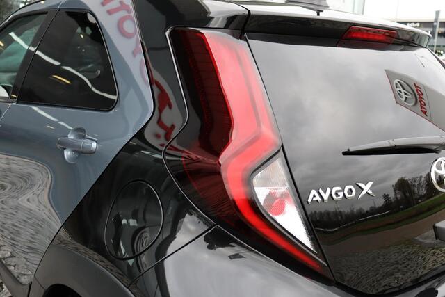 Toyota AYGO X 1.0 VVT-i Pulse Limited, LED, Stoelverwarming, Parkeercamera