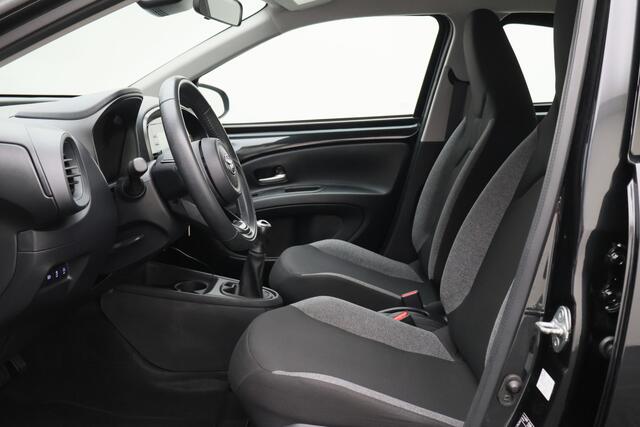 Toyota AYGO X 1.0 VVT-i MT Play