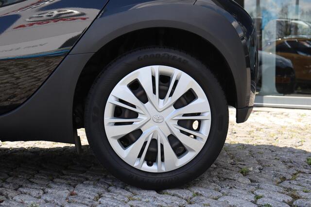 Toyota AYGO X 1.0 VVT-i MT Play, Parkeercamera, Apple carplay, Android auto,Parkeercamera.