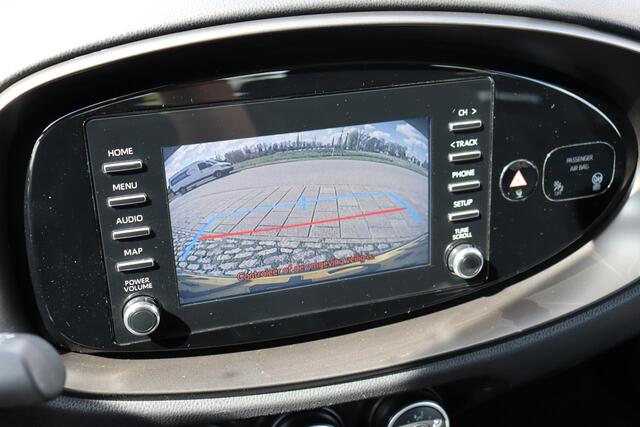 Toyota AYGO X 1.0 VVT-i MT Play, Parkeercamera, Apple carplay, Android auto,Parkeercamera.