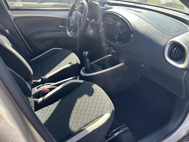 Toyota AYGO X 1.0 VVT-i MT Pulse