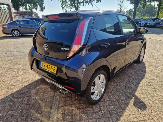 Toyota AYGO 1.0 VVT-i x-sport 5-Drs Airco Navi NL-auto / 1e-Eig. Camera L.m.v. Dealer OH
