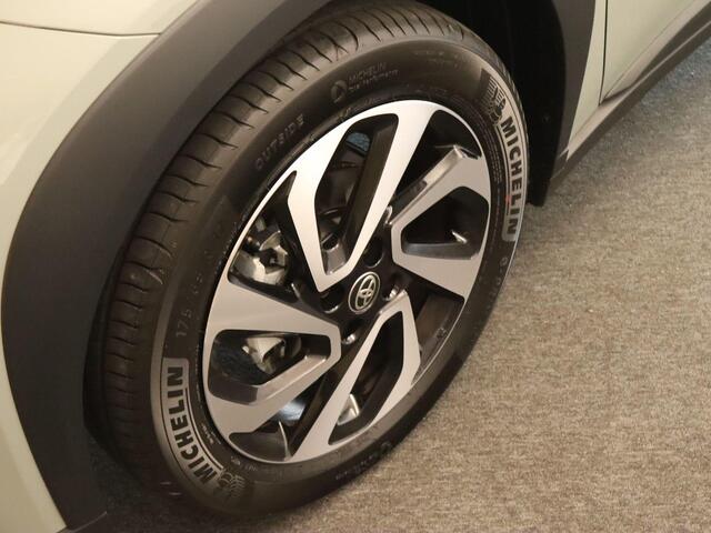 Toyota AYGO X 1.0 VVT-i S-CVT Pulse - HOMMEL ONDERHOUDEN AUTO - APPLE CARPLAY/ANDROID AUTO - ACHTERUITRIJ CAMERA - STOEL VERWARMING - ADAPTIVE CRUISE CONTROL - DAB+ RADIO