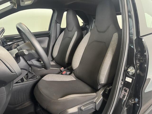 Toyota AYGO X 1.0 VVT-i MT Play | Apple Carplay | Achteruitrij camera |