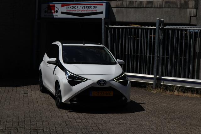 Toyota AYGO 1.0 VVT-i x-joy cabrio