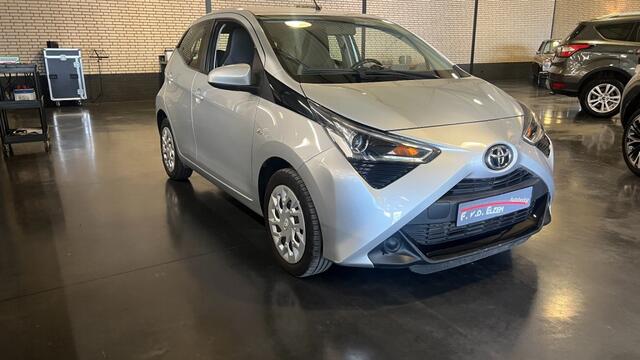 Toyota AYGO 1.0 VVT-I Apple-Carplay /Airco 19.289 km