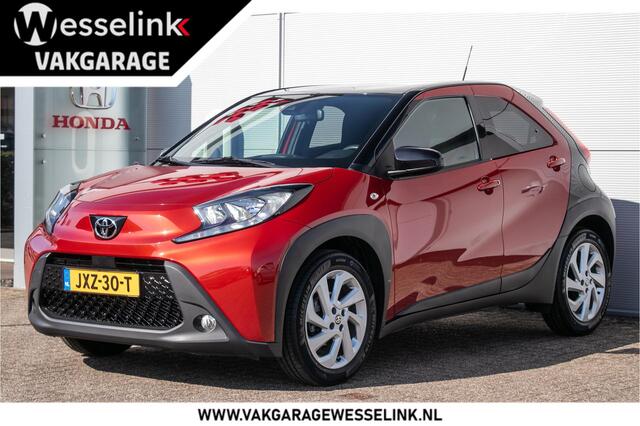 Toyota AYGO X 1.0 VVT-i S-CVT first - Adaptive cruise | Two-Tone lak | Apple cp/Android auto