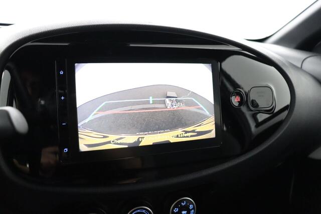 Toyota AYGO X 1.0 VVT-i MT Play | Apple Carplay/Android Auto | Parkeercamera | Adaptieve Cruise Control |