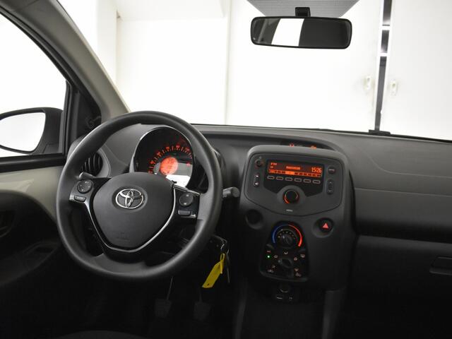Toyota AYGO 1.0 VVT-i x-fun | Bluetooth | Airco