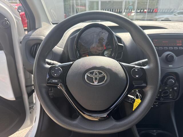 Toyota AYGO 1.0 VVT-i x-fun | Airco | NAP | Dealer onderhouden