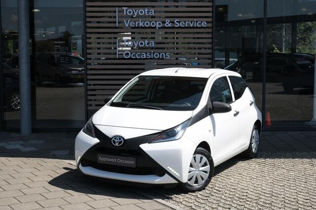 Toyota AYGO 1.0 VVT-i x-fun Handgeschakeld | Centrale deur vergrendeling | 4 speakers | Radio met AUX en USB-aansluiting | Bluetooth connectiviteit (handsfree bellen én muziekstreaming) | Stuurwiel met bediening