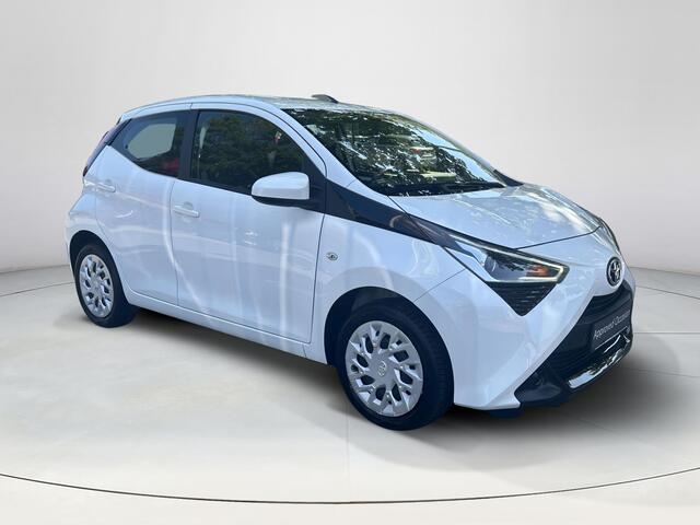 Toyota AYGO 1.0 VVT-i x-play