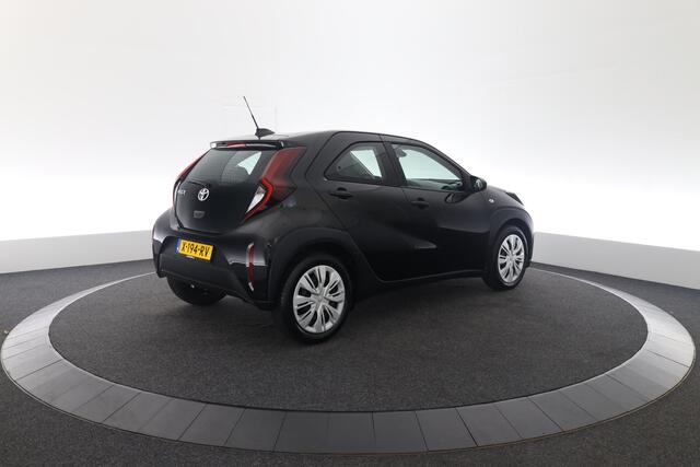Toyota AYGO X 1.0 VVT-i MT Play