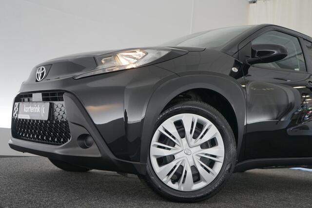 Toyota AYGO X 1.0 VVT-i MT Play