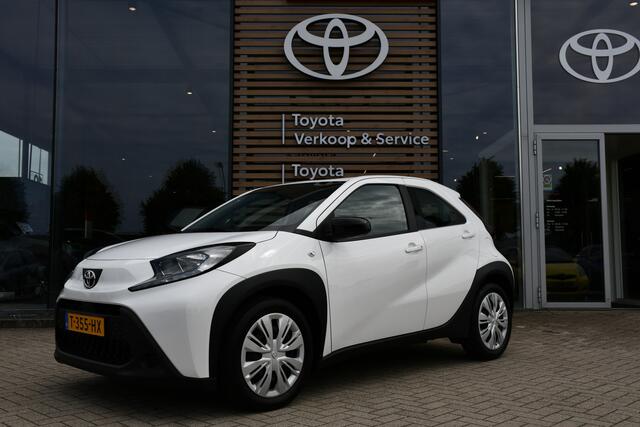 Toyota AYGO X 1.0 VVT-i MT Play 5-deurs 72pk | Airco | Apple Carplay/Android Auto | Cruise control adaptief |