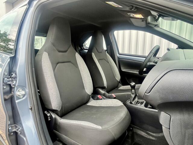 Toyota AYGO X 1.0 VVT-i MT Play Apple Carplay | Camera | Cruise Control