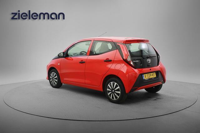 Toyota AYGO 1.0 VVT-I X-Fun - Airco, Multifunctioneel stuur, Bluetooth