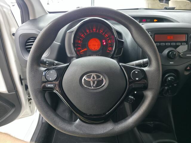 Toyota AYGO 1.0 VVT-i x-fun | cruise | ac | voll deal oh + bkje | LMV | led