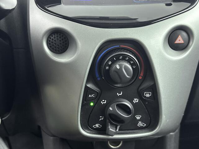 Toyota AYGO 1.0 VVT-i x-play Limited Achteruitrijcamera | LED dagrijverlichting | Bluetooth